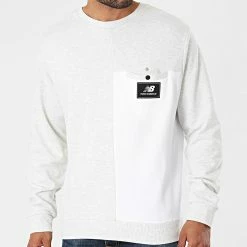 Meilleur prix ❤️ Sweat Crewneck MT13506 Gris Chiné de New Balance 🥰 -New Balance Soldes new balance 274215 MT13506SAH 20210715T162034 01