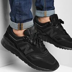 Promo 😀 Baskets Lifestyle CM997HCI Black de New Balance 🔥