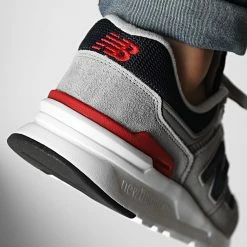 Meilleur prix 😍 Baskets Lifestyle 997 CM997HCJ Grey de New Balance 🔔 -New Balance Soldes new balance 277107 CM997HCJ 20210805T155512 04