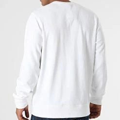 Grosses soldes ✨ Sweat Crewneck MT03560 Blanc de New Balance 😀 -New Balance Soldes new balance 277119 MT03560 WT 20210806T120317 04