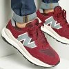 Le moins cher 🥰 Baskets Classics 5740 M5740HL1 Burgundy de New Balance ⭐ 2 Le moins cher 🥰 Baskets Classics 5740 M5740HL1 Burgundy de New Balance ⭐ -New Balance Soldes new balance 284786 M5740HL1 20210923T160749 01