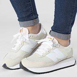 Top 10 🌟 Baskets Femme Lifestyle 237 WS237FC Beige de New Balance 👍