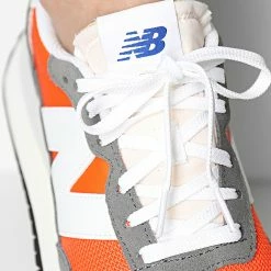 Remise 💯 Baskets Classics 327 MS327VD Orange Grey de New Balance 🧨 -New Balance Soldes new balance 316776 MS237VD 20220426T160343 03