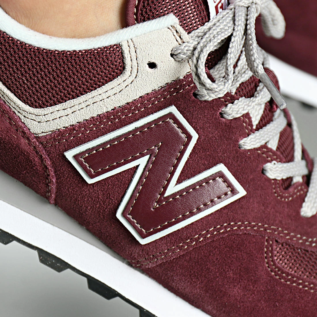 Nouveau 🔥 Baskets Lifestyle 574 ML574EVM Burgundy de New Balance 🧨 4 Nouveau 🔥 Baskets Lifestyle 574 ML574EVM Burgundy de New Balance 🧨 – Image 2