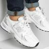 Vente flash 🥰 Baskets Lifestyle 530 MR530EMA White Silver de New Balance 🥰 -New Balance Soldes new balance 330672 MR530EMA 20220802T152432 01