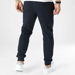 Meilleure vente ⌛ Pantalon Jogging Logo MP23600 Bleu Marine de New Balance 👍 -New Balance Soldes new balance 332997 MP23600 ECL 20220822T162504 04