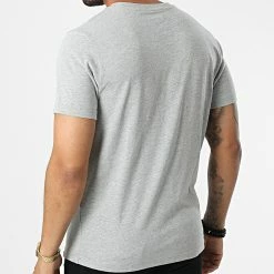 Le moins cher 🛒 Tee 👕 Shirt Logo MT23600 Gris Chiné de New Balance 🤩 -New Balance Soldes new balance 333003 MT23600 AG 20220818T155024 04