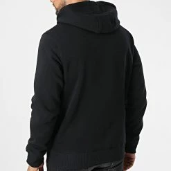 Acheter ✨ Sweat Capuche Logo MT23602 Noir de New Balance 🔔 -New Balance Soldes new balance 333021 MT23602 BK 20220818T155645 04