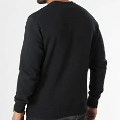 Grosses soldes 💯 Sweat Crewneck MT23601 Bleu Marine de New Balance ✨ -New Balance Soldes new balance 333973 MT23601 BK 20220826T144508 04