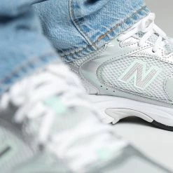 Sortie 🛒 Baskets Lifestyle 530 MR530ZEL ☀️ Summer Fog Cosmic Jade de New Balance 🌟 -New Balance Soldes new balance 340921 MR530ZEL 20220929T163613 02
