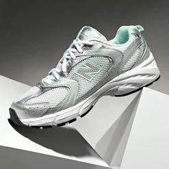 Sortie 🛒 Baskets Lifestyle 530 MR530ZEL ☀️ Summer Fog Cosmic Jade de New Balance 🌟 -New Balance Soldes new balance 340921 MR530ZEL 20221005T111226 05