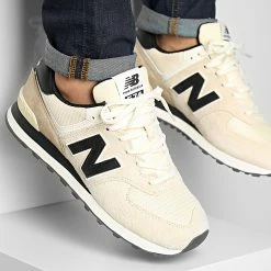 Offres ✔️ Baskets Lifestyle 574 M574DW Beige de New Balance 🥰