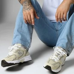 Tout neuf 😍 Baskets Lifestyle 530 MR530SMD Beige Aluminum Reflection de New Balance 🛒 -New Balance Soldes new balance 343354 MR530SMD 20221011T153921 05