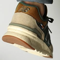 Remise ⭐ Baskets Lifestyle 997 CM997HTW Green Beige de New Balance ✔️ -New Balance Soldes new balance 346277 CM997HTW 20221102T143517 04