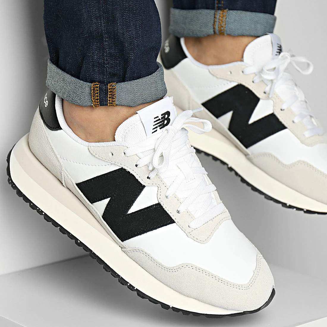 Coupon 🥰 Baskets Lifestyle 237 MS237SF White Beige de New Balance 🔔 3 Coupon 🥰 Baskets Lifestyle 237 MS237SF White Beige de New Balance 🔔