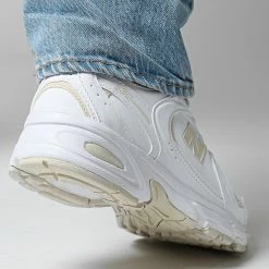 Meilleure affaire 😀 Baskets Lifestyle 530 MR530SYA White Natural de New Balance ⌛ -New Balance Soldes new balance 346665 MR530SYA 20221102T144734 04